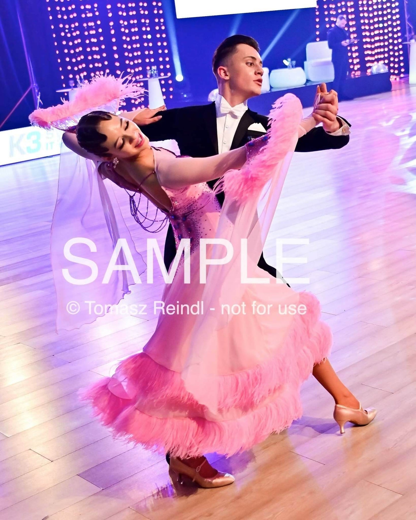 Elegant Custom-Made Marabo Atelier DressDance Dressing