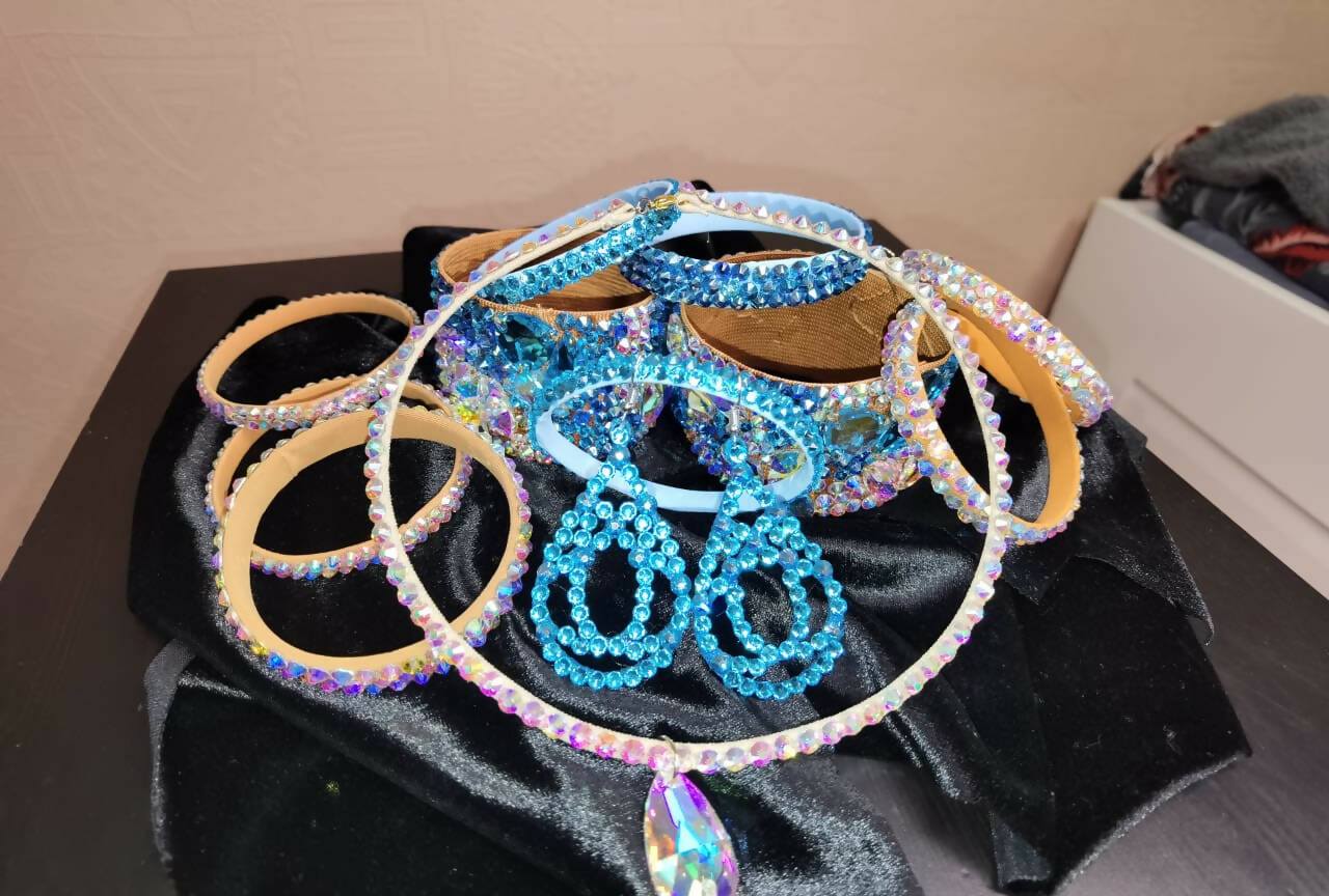 Sapphire DreamsDance Dressing