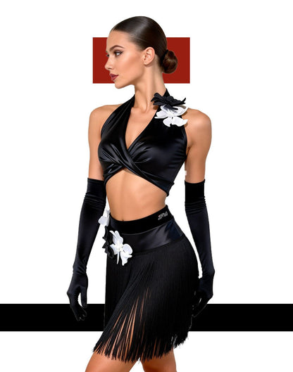 women dance outfit