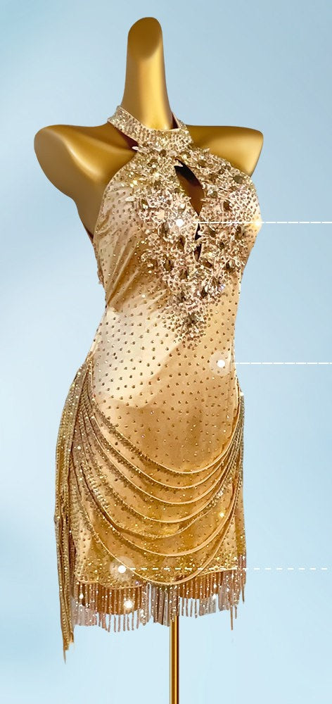 Latina Dress Style