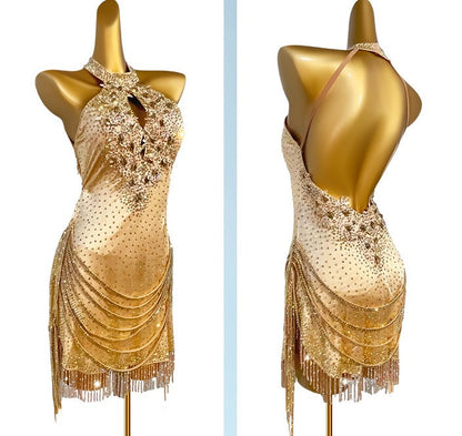 Latina Dress Style