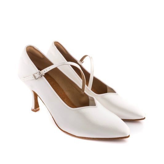 BD Style 138 | White Satin Standard Shoes