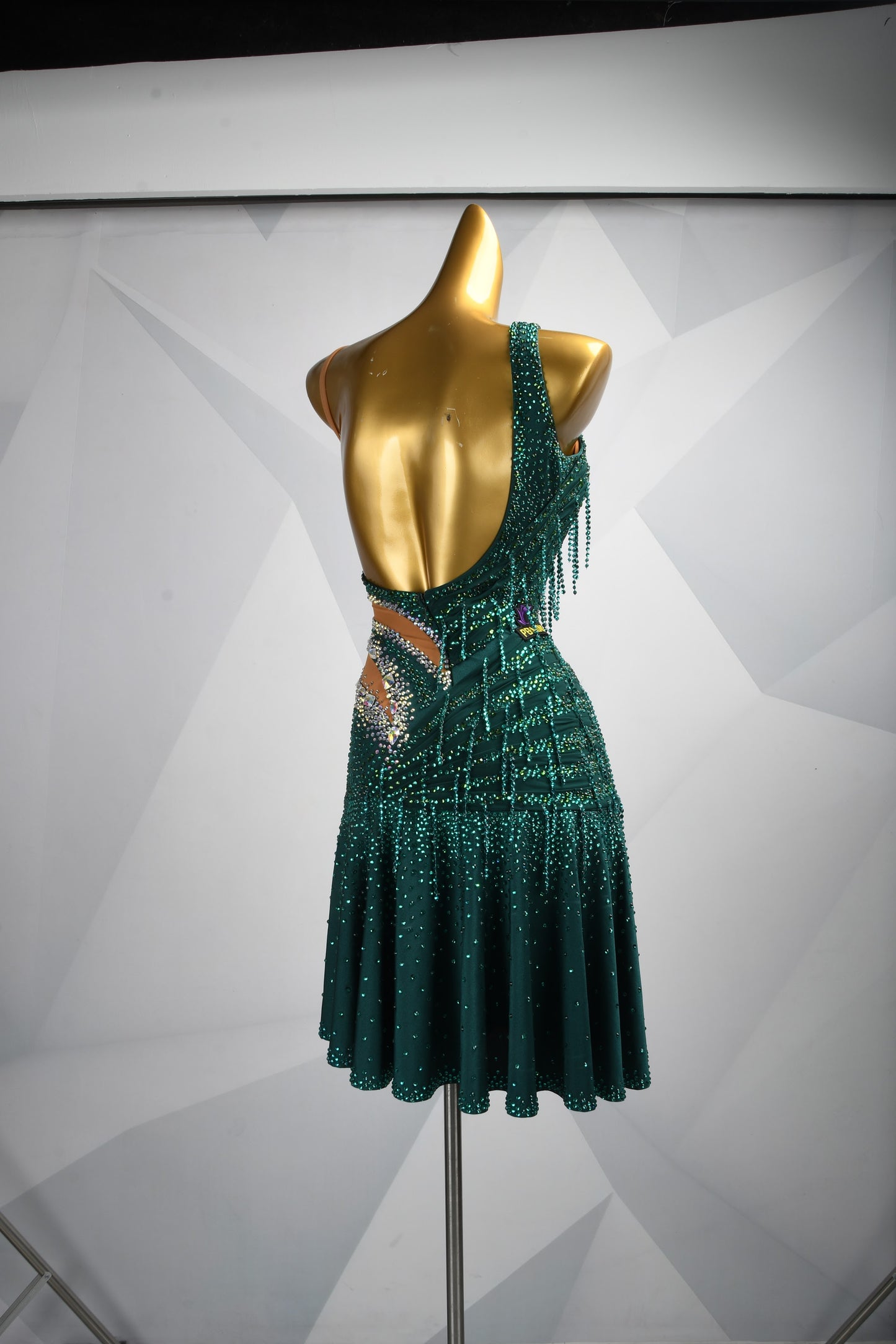 Emerald Dreams Under the Spotlight | Rhythm Dress | DSC_2029