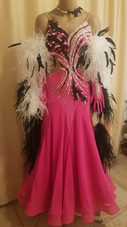 women.s dance apparel