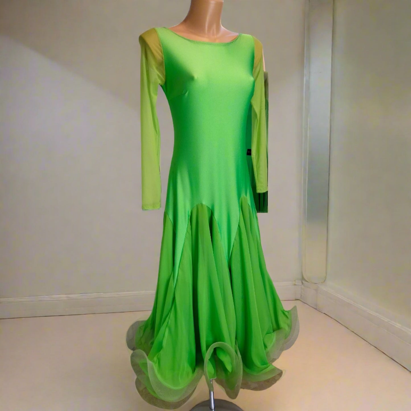 Wide Skirt Fluo Green Ballroom Dress