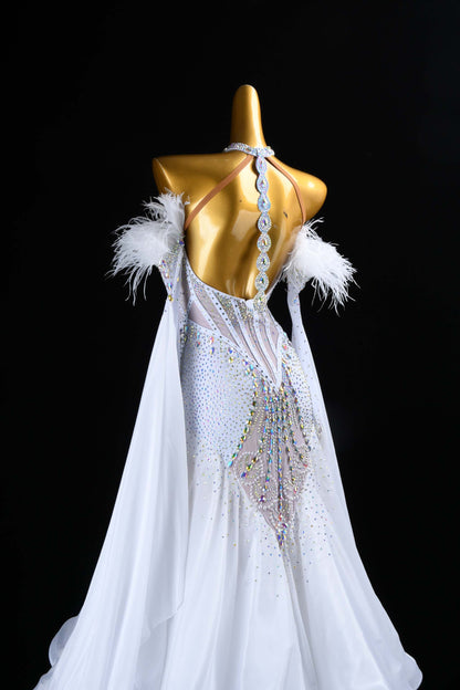 Timeless Ballroom Beauty | 690