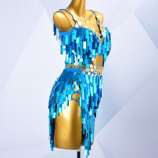 A Siren Steps Forward