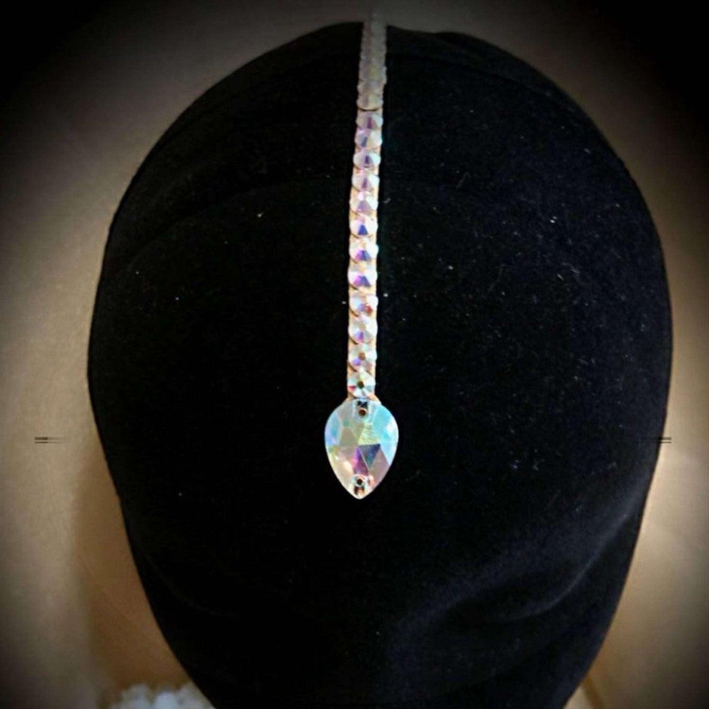 The Crystal Crest Hairpiece