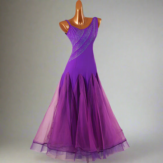 Crystal & Flowing Dress 