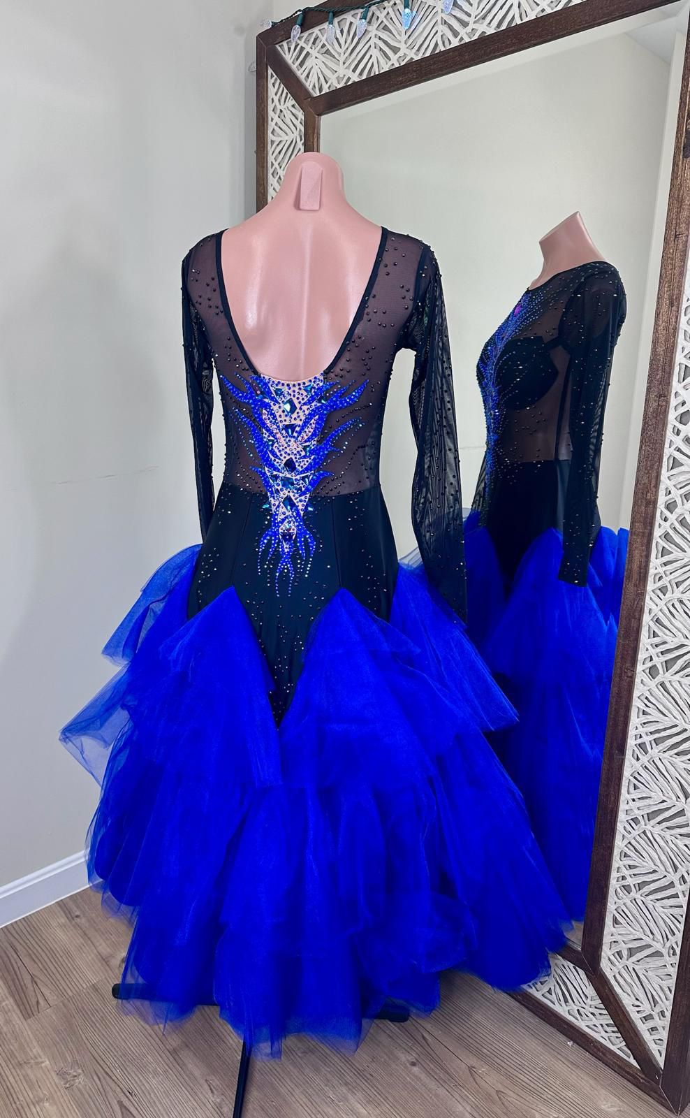 Obsidian Waves Performance Dress