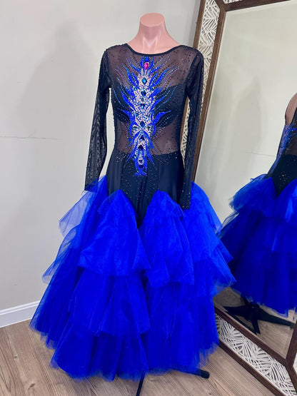 Obsidian Waves Performance Dress
