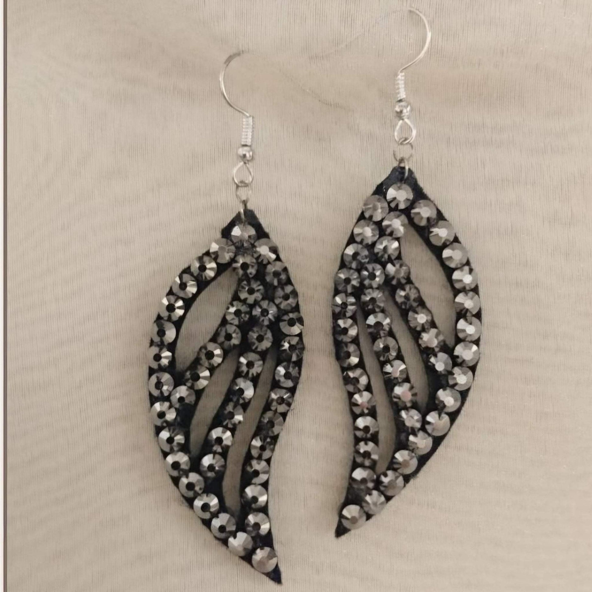 Midnight Leaves Earrings
