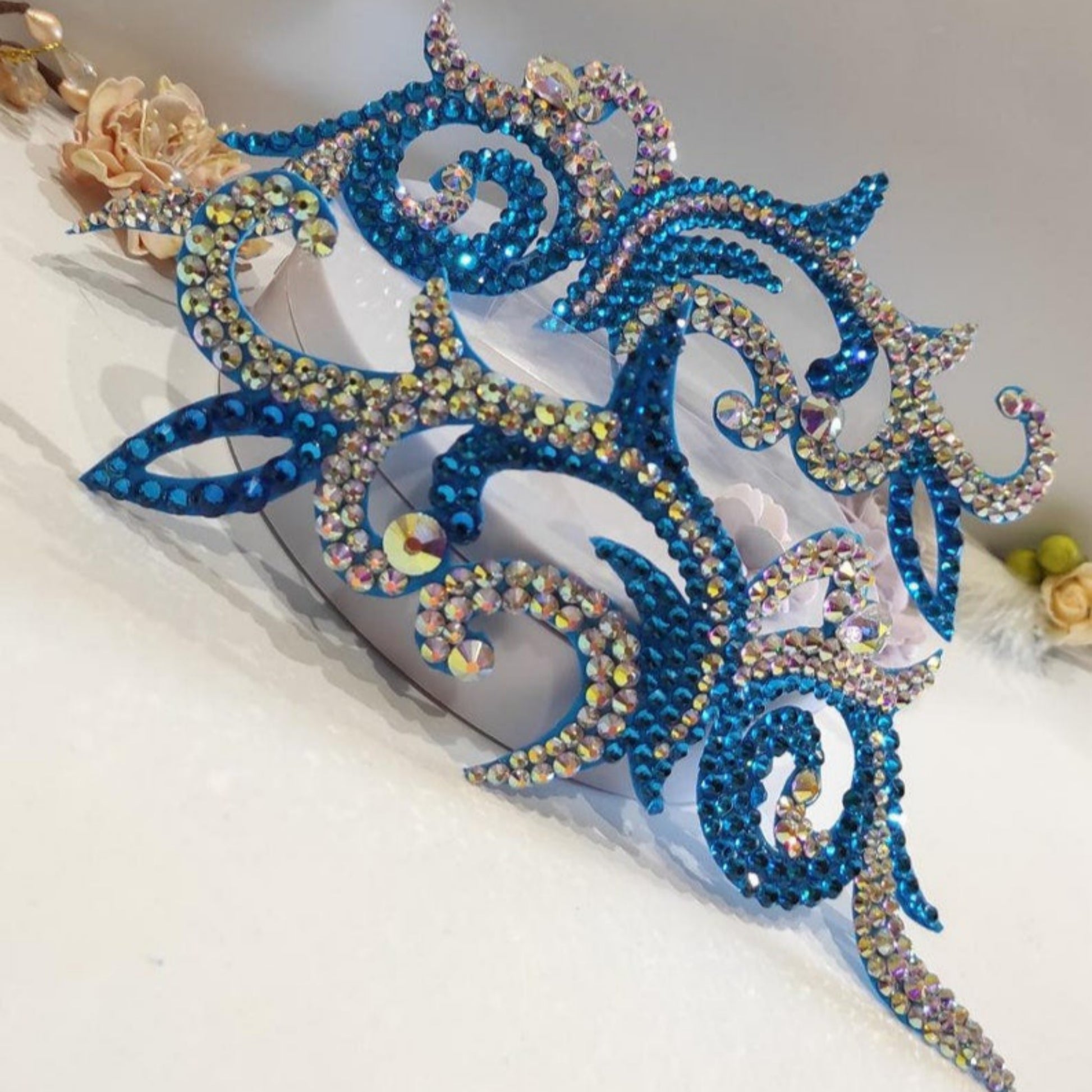 Irresistible Swirls Hairpiece