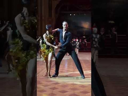 women.s dance apparel