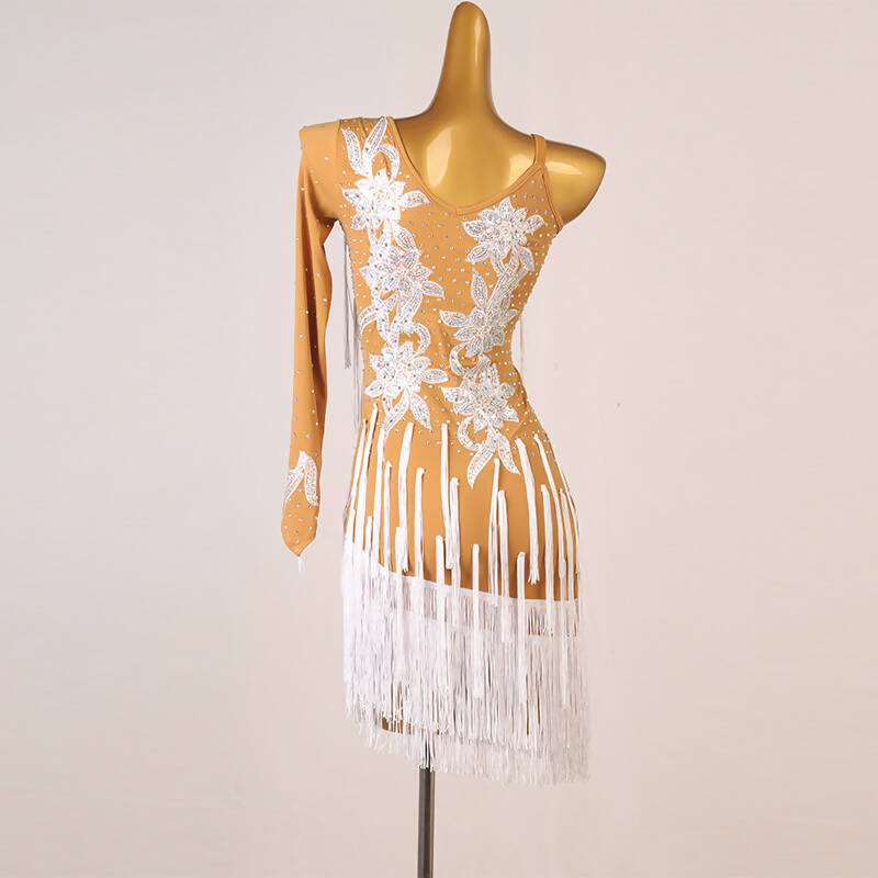 White Embellishments Rhythm Dress | lq359
